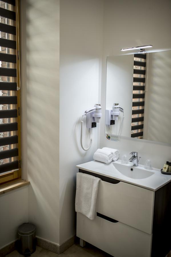 Lalbenque La Tissandiere Hotel المظهر الخارجي الصورة